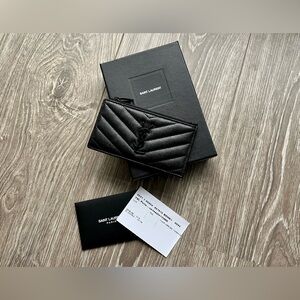 ❗️SOLD❗️YSL card case